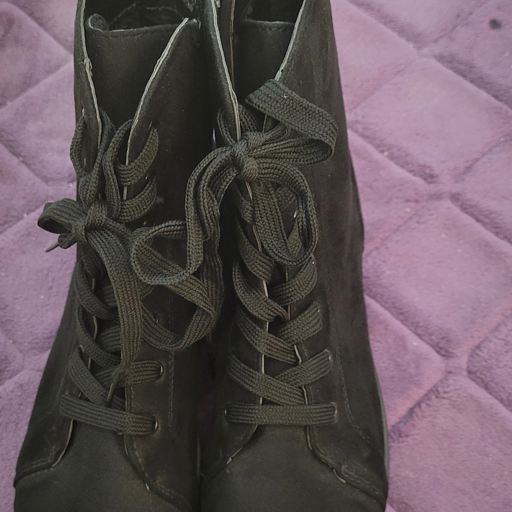 Women's Rouge Helium Boots